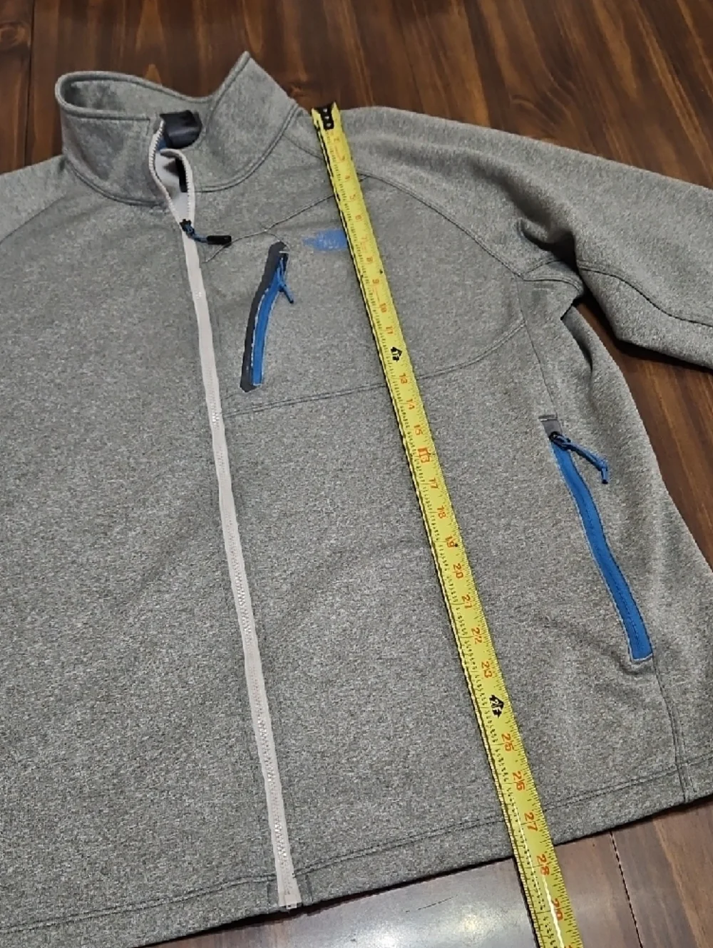 The North Face Men's Heather Gray Fleece Jacket with Blue Accents